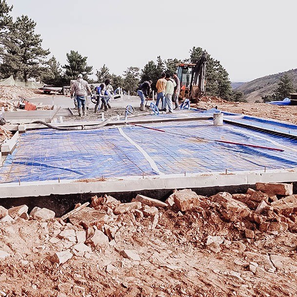 Home Being Constructed Vapor Barrier And Wire Mesh