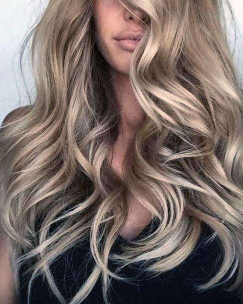 Hot Loose Curls Womens Hairstyles