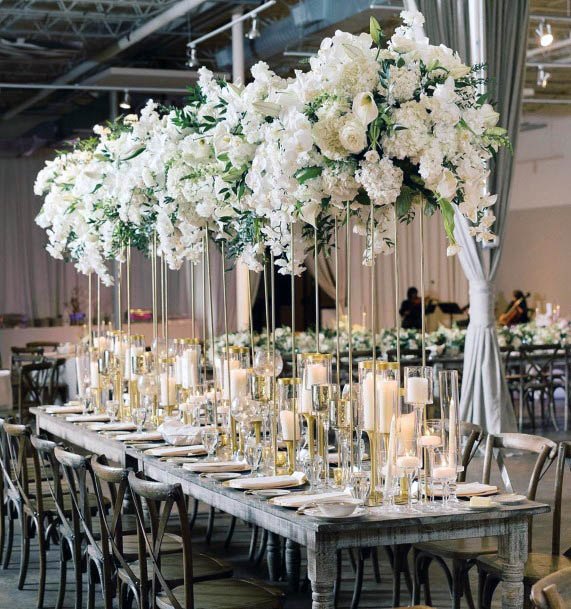 Huge White Flowers Wedding Decor Idea