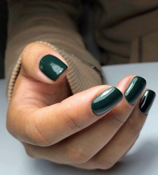 Hunter Green Womens Nail Designs