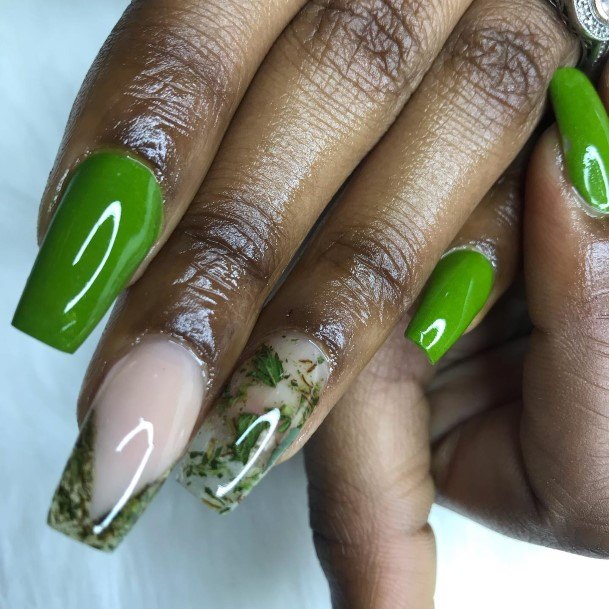 Impressive Ladies 420 Nail