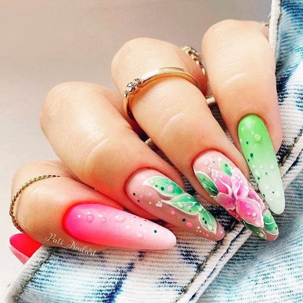 Impressive Ladies Bright Summer Nail