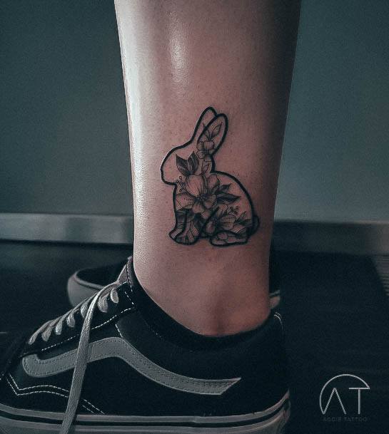 Impressive Ladies Bunny Rabbit Tattoo