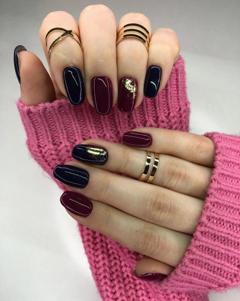 Impressive Ladies Burgundy And Black Nail