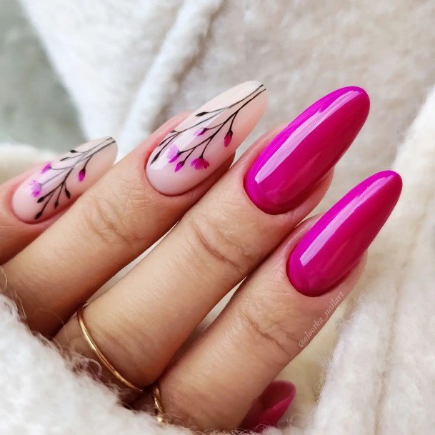 Impressive Ladies Fuchsia Nail