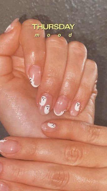 Impressive Ladies Ghost Nail