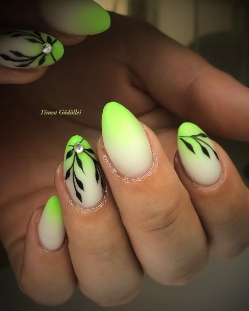 Impressive Ladies Green Ombre Nail