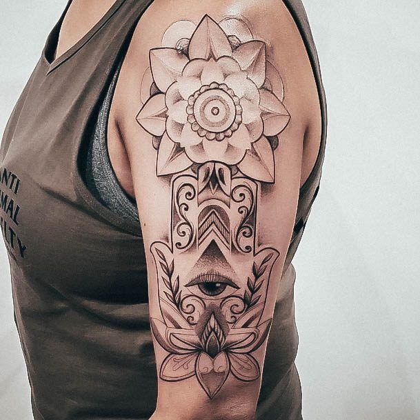 Impressive Ladies Hamsa Tattoo