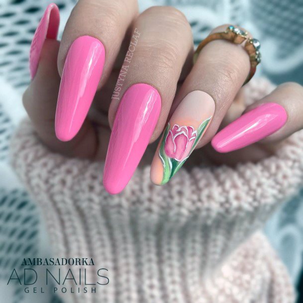 Impressive Ladies Holiday Nail