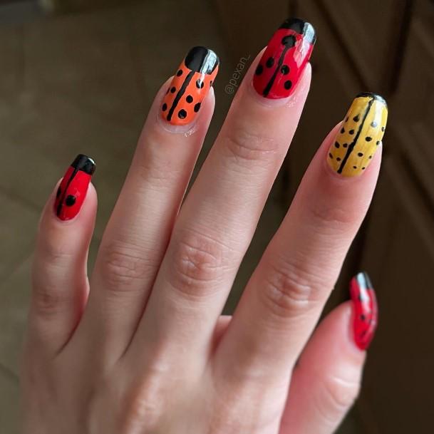 Impressive Ladies Ladybug Nail