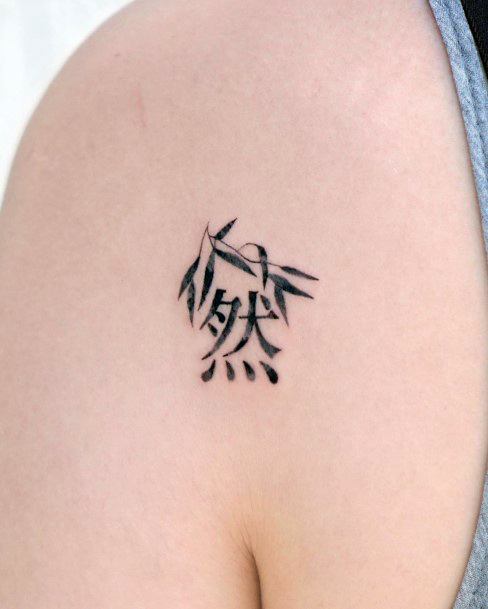 Impressive Ladies Leaf Tattoo