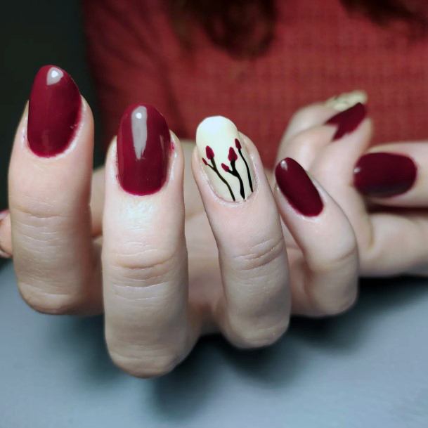 Impressive Ladies Maroon And Black Nail