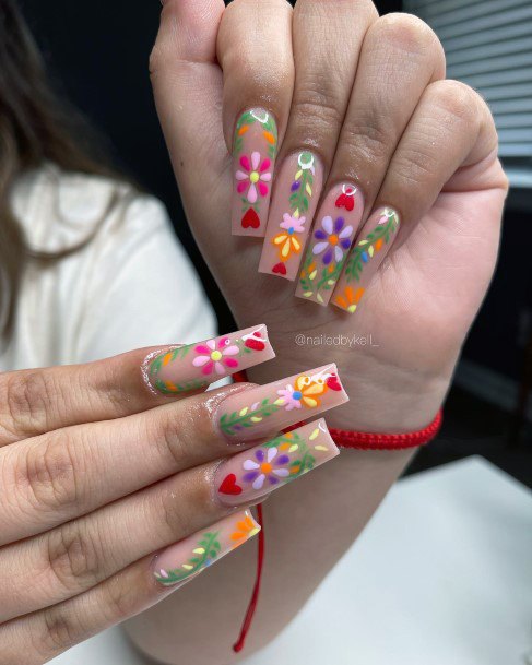 Impressive Ladies Mexican Nail