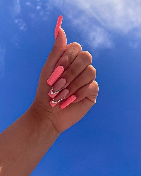 Impressive Ladies Peach And Pink Nail