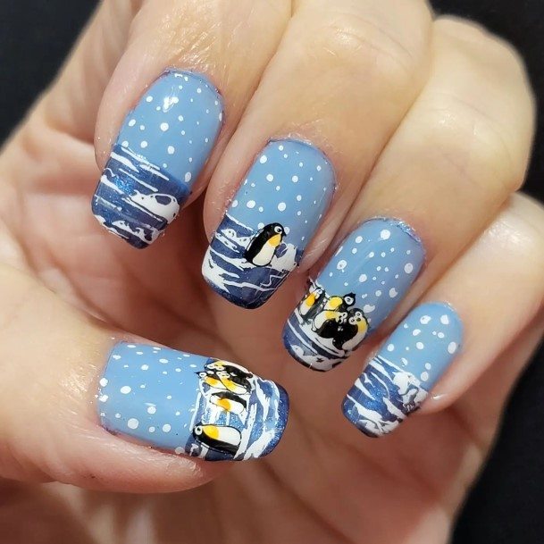 Impressive Ladies Penguin Nail