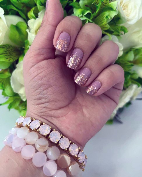 Impressive Ladies Rose Gold Nail