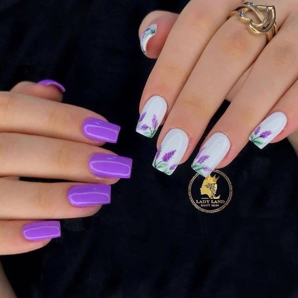 Impressive Ladies White And Purple Nail