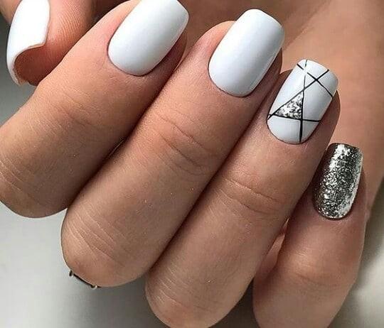 Impressive Ladies White And Silver Nail