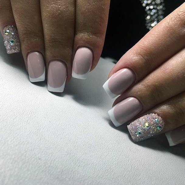 Impressive Ladies White Prom Nail