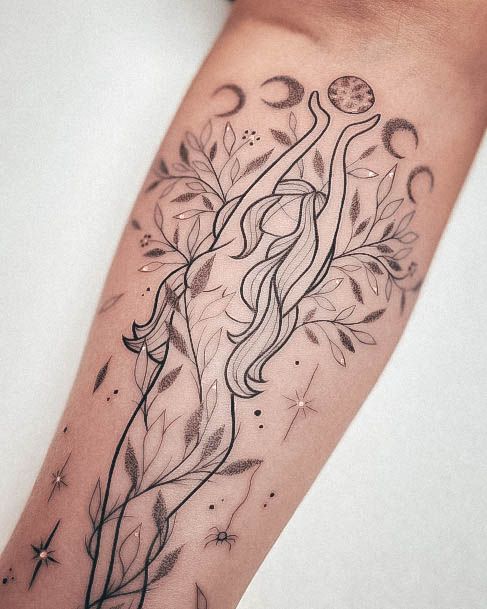 Incredible Black And White Tattoo For Ladies