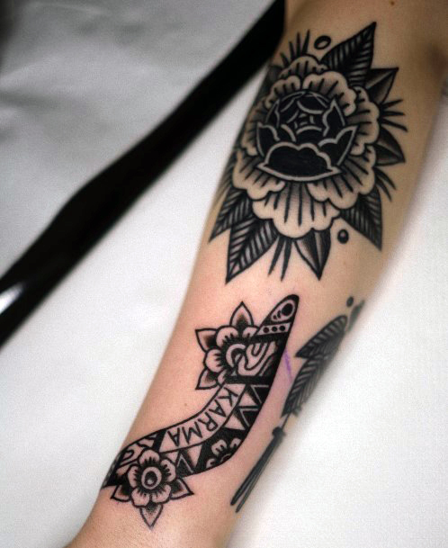 Incredible Boomerang Tattoo For Ladies