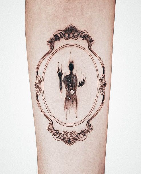 Incredible Mirror Tattoo For Ladies