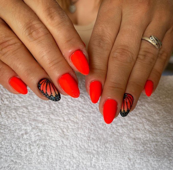 Incredible Red And Black Matte Fingernail For Ladies