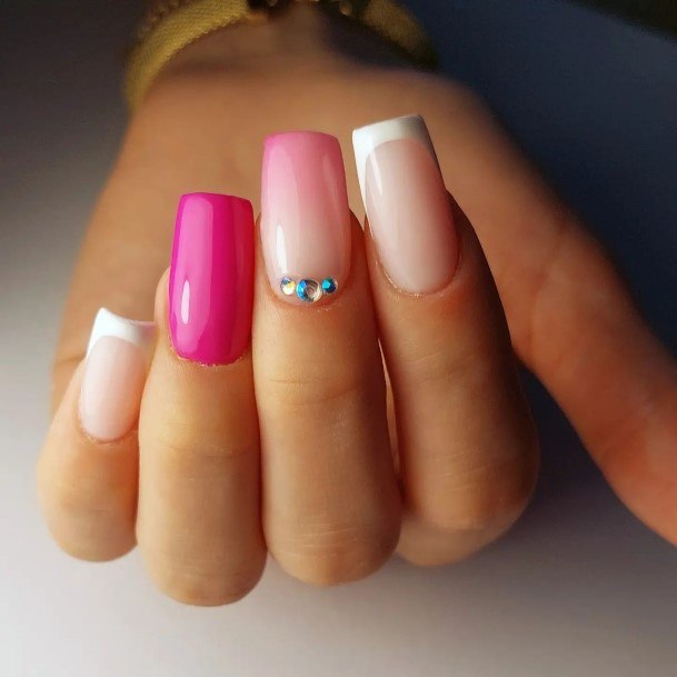 Incredible Short Pink And White Fingernail For Ladies