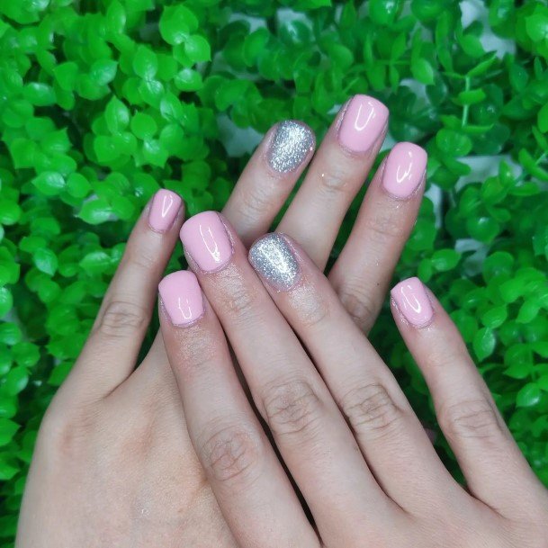 Incredible Short Pink Nail For Ladies