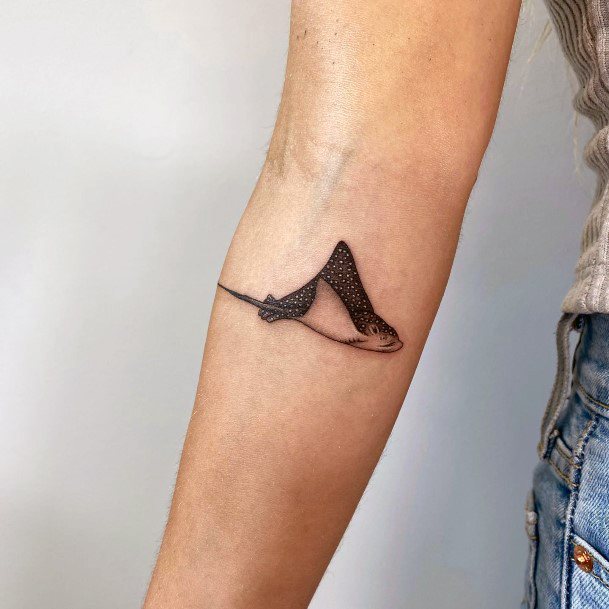 Incredible Stingray Tattoo For Ladies