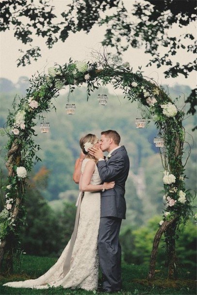 Incredible Wedding Arch Ideas