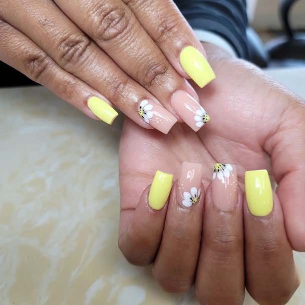 Incredible Yellow Square Fingernail For Ladies