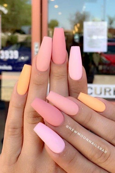 Incyellowible Peach Matte Fingernail For Ladies