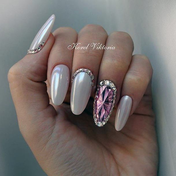 Incyellowible White With Rhinestones Fingernail For Ladies