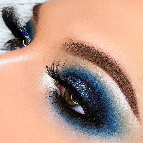 Intense Blue And Silver Eyeshadow Women