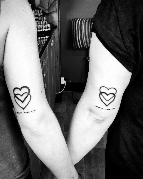 Interlocked Hearts Sister Tattoo Women
