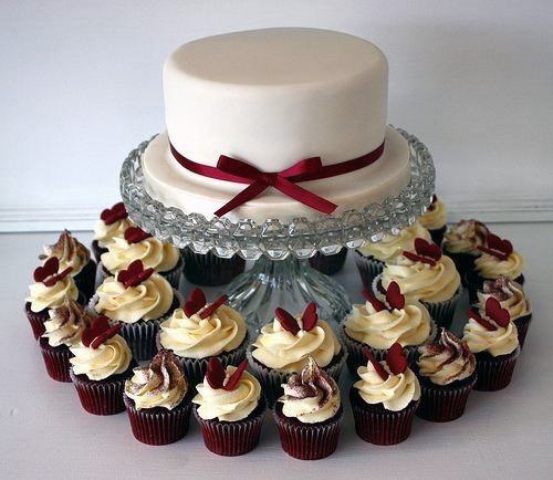 Irresistable Red Velvet White Cream Cheese Frosting Cupcake Ideas