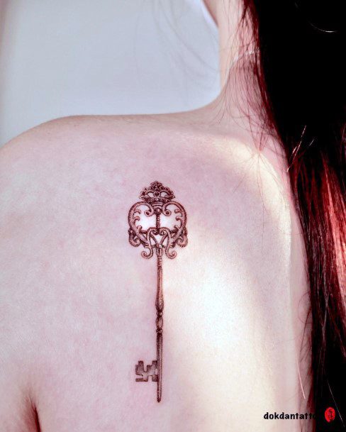 Key Tattoo Feminine Designs