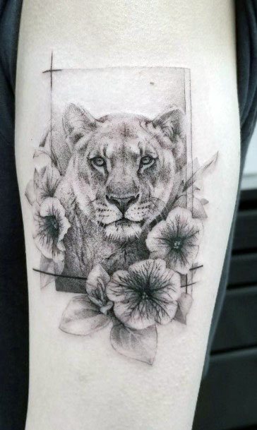 Kingly Lion And Flowers Tattoo Women