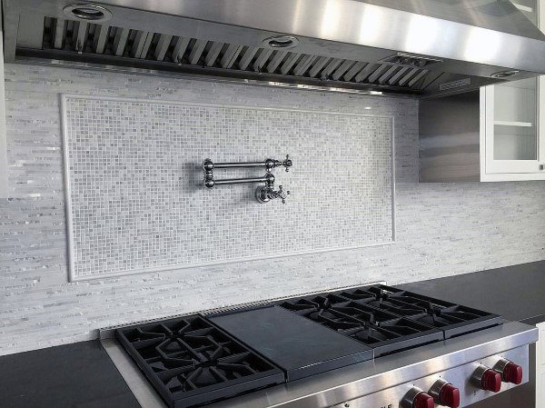 Kitchen Backsplash Design Ideas Above Stove