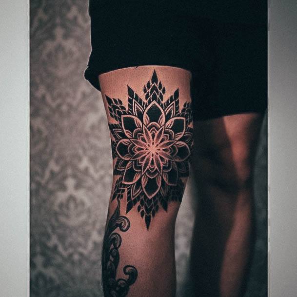 Knee Womens Tattoo Designs