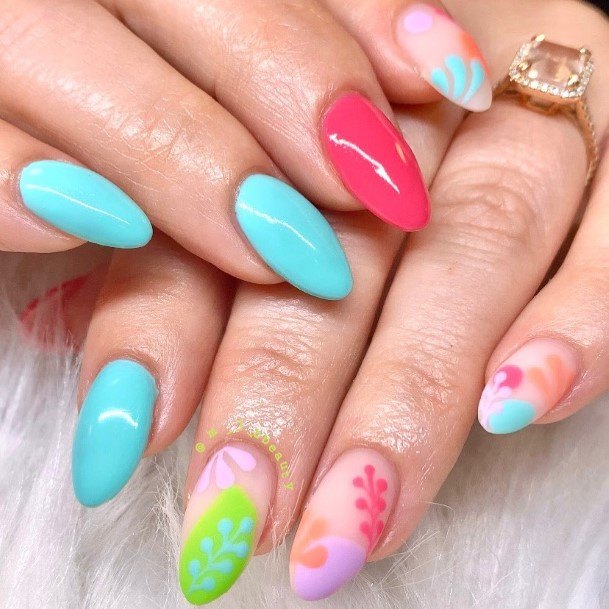 Ladies Beach Nail Design Inspiration