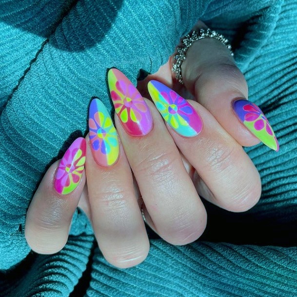 Ladies Bright Summer Nail Design Inspiration