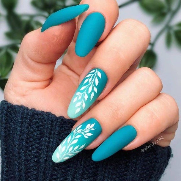 Ladies Brilliant Nail Design Inspiration