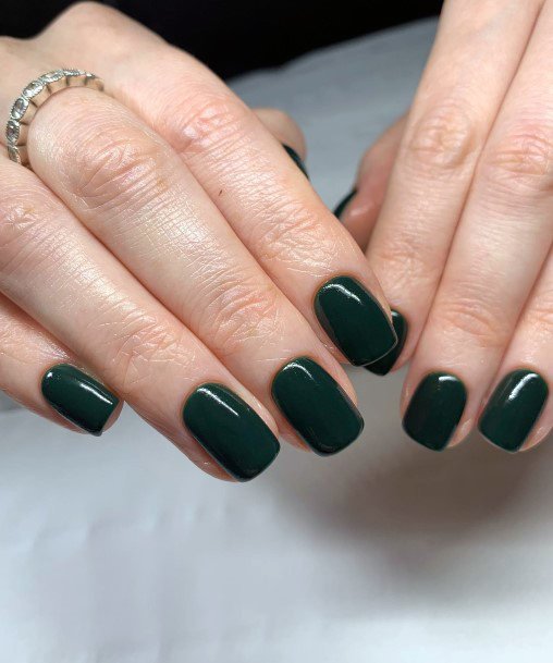 Ladies Hunter Green Nail Design Inspiration