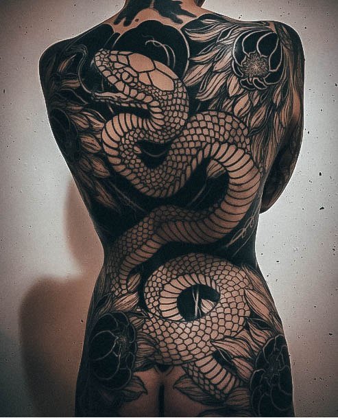 Ladies Japanese Tattoo Design Inspiration