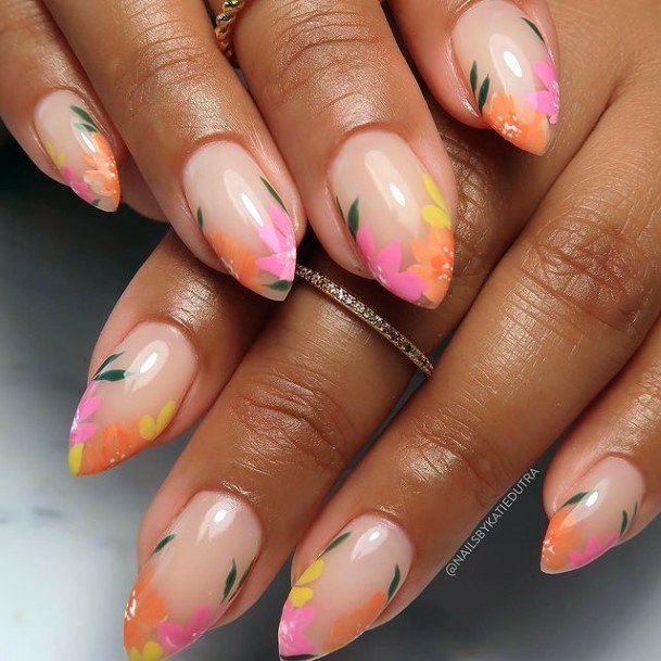 Ladies Light Yellow Nail Design Inspiration