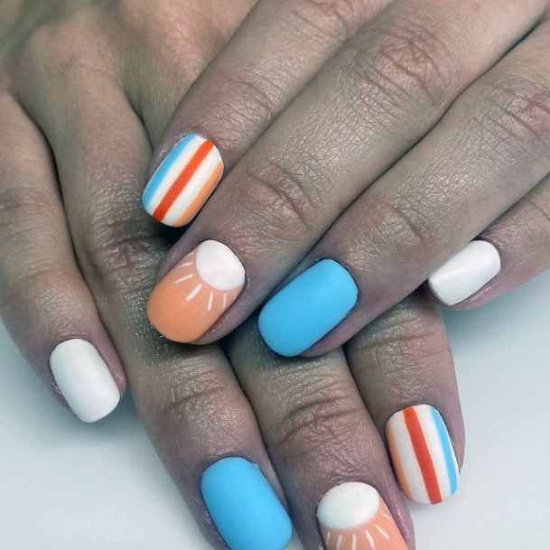 Ladies Short Summer Nail Design Inspiration