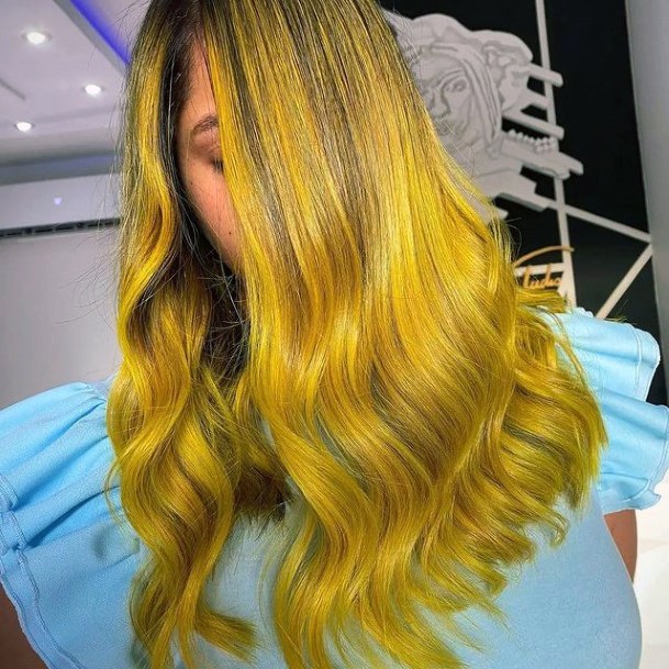 Ladies Yellow Hairstyles Design Inspiration