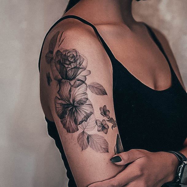 Lady With Elegant Aesthetic Tattoo Body Art